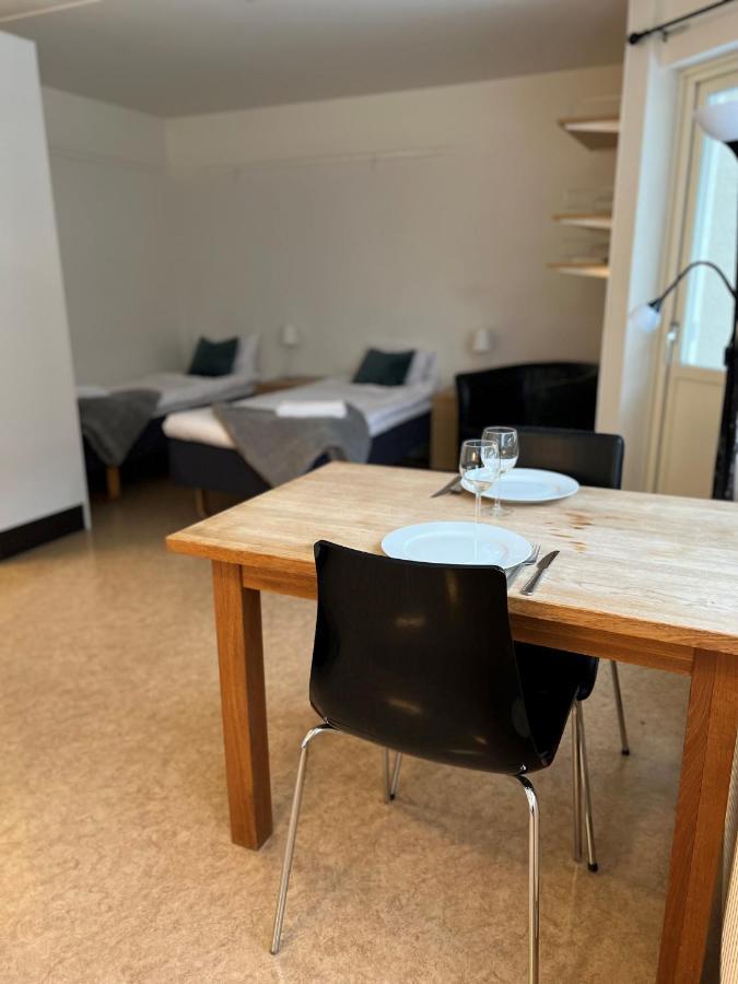 Volontaergatan - Visby Laegenhetshotell ภายนอก รูปภาพ