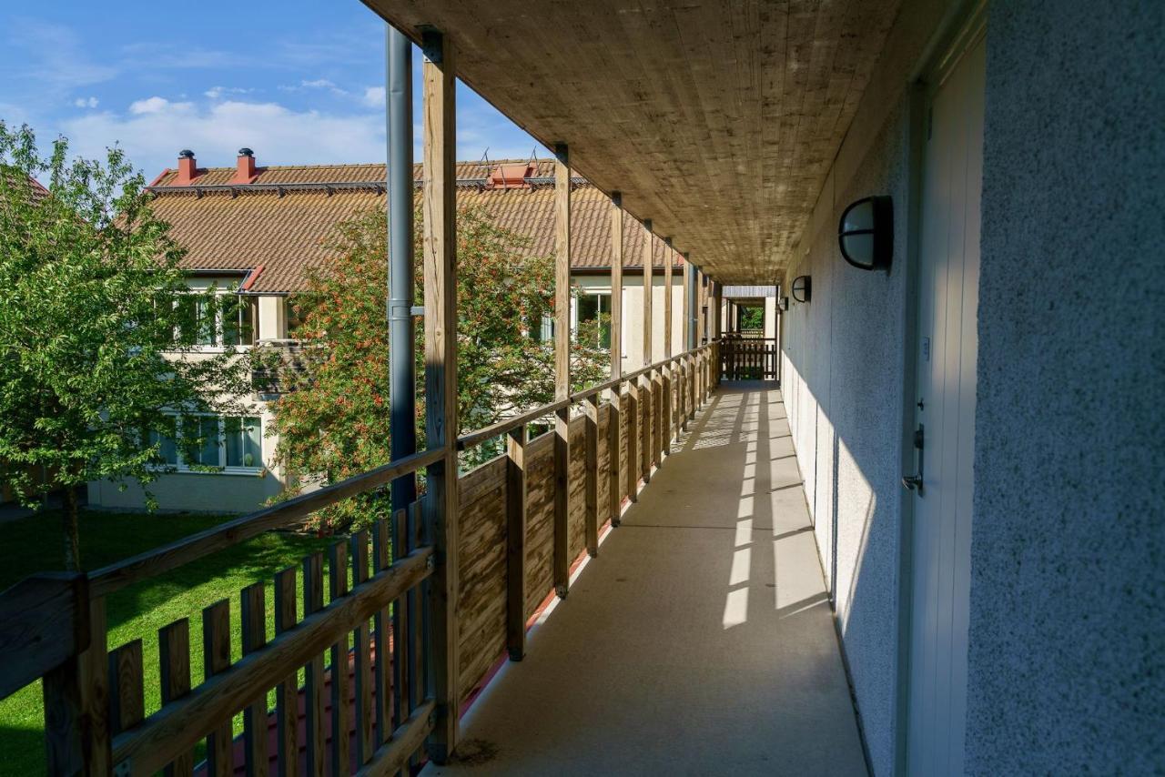 Volontaergatan - Visby Laegenhetshotell ภายนอก รูปภาพ